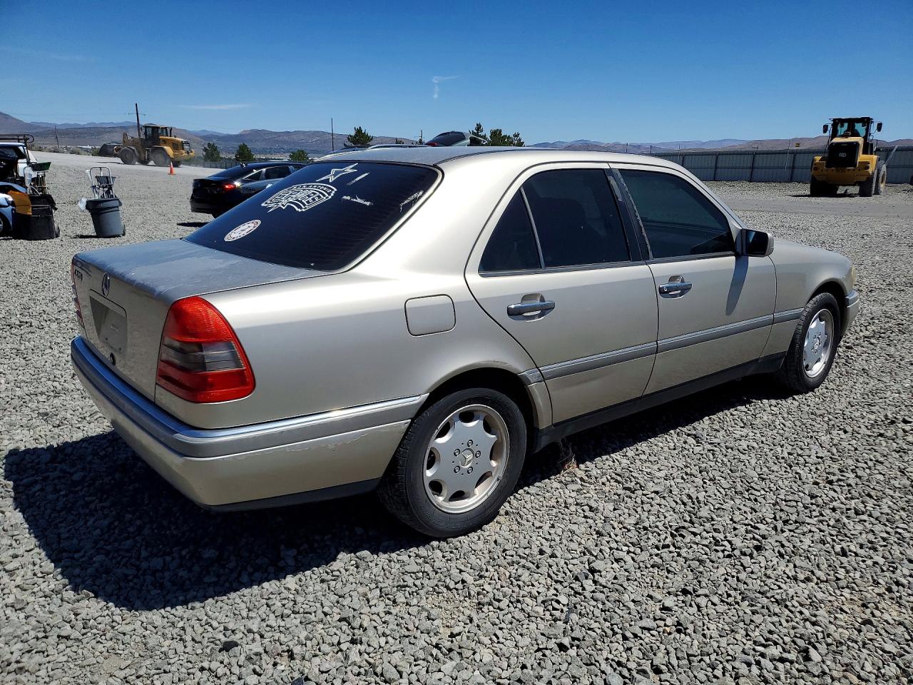 1995 Mercedes-benz C 220 Gold vin: WDBHA22E3SF237567