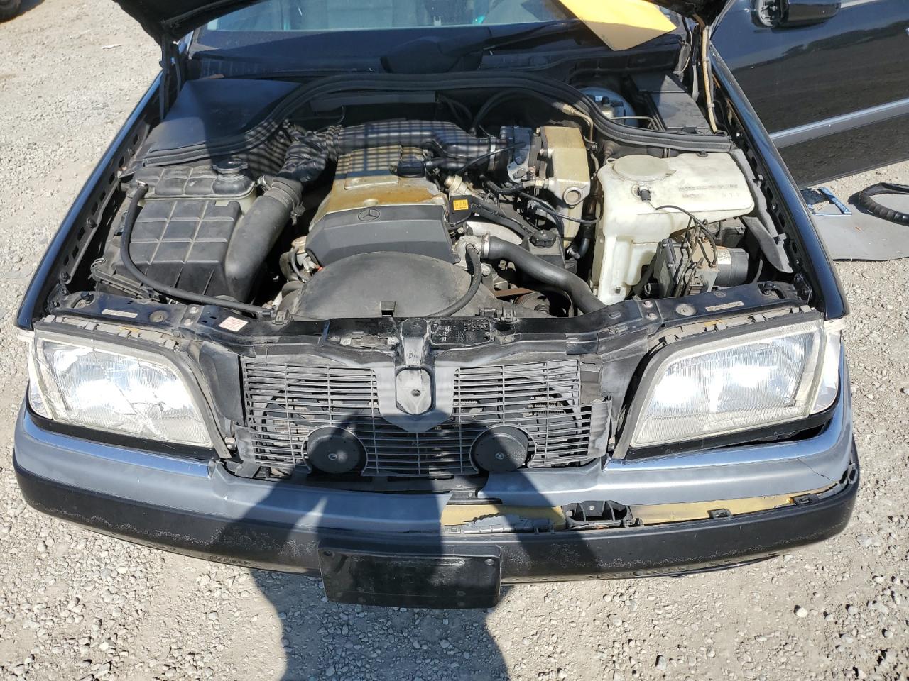 1996 Mercedes-benz C 220 Black vin: WDBHA22E5TF430823