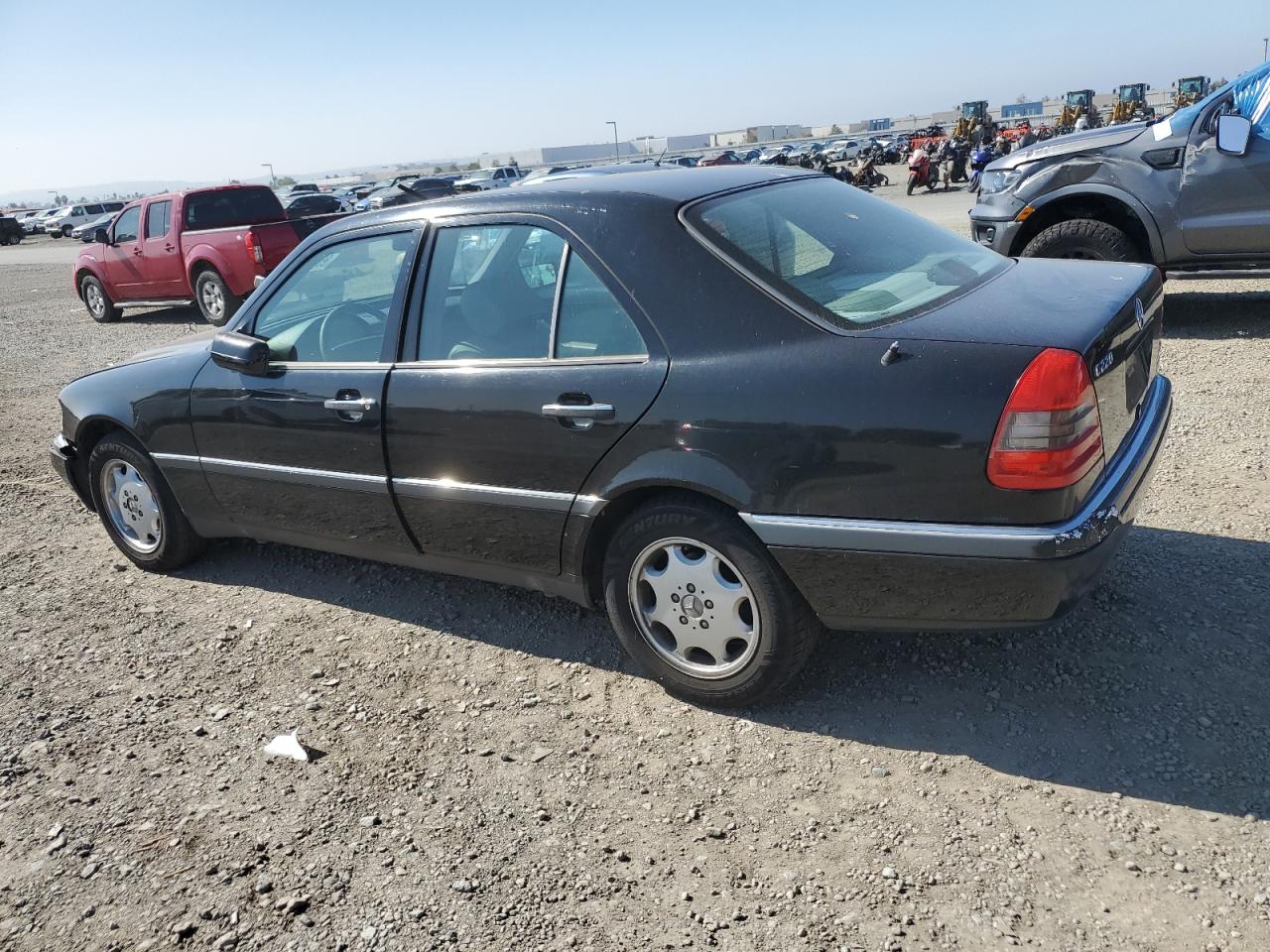 1996 Mercedes-benz C 220 Black vin: WDBHA22E5TF430823