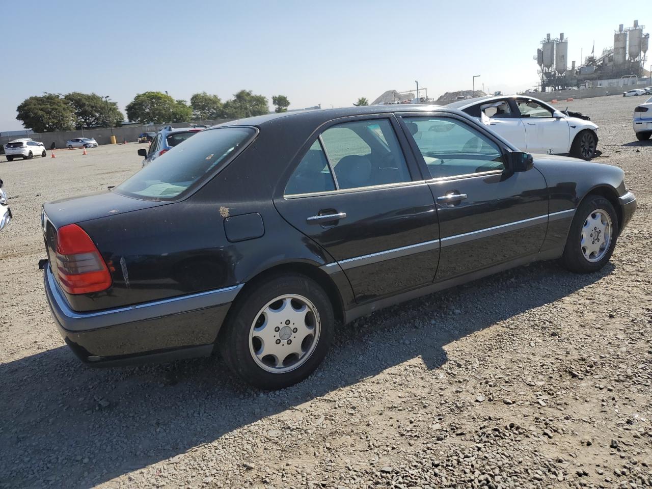 1996 Mercedes-benz C 220 Black vin: WDBHA22E5TF430823