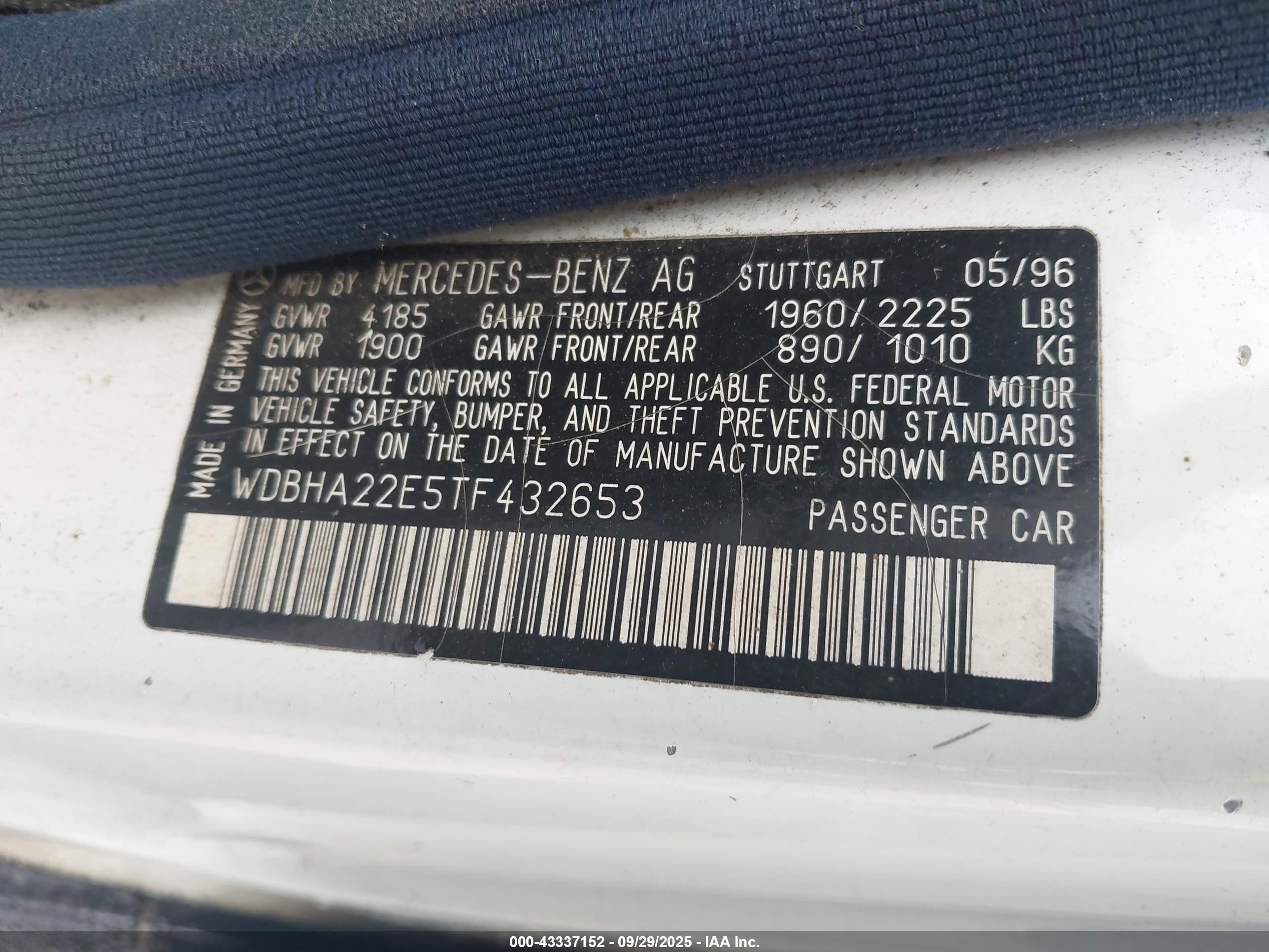 1996 Mercedes-benz C 220 White vin: WDBHA22E5TF432653