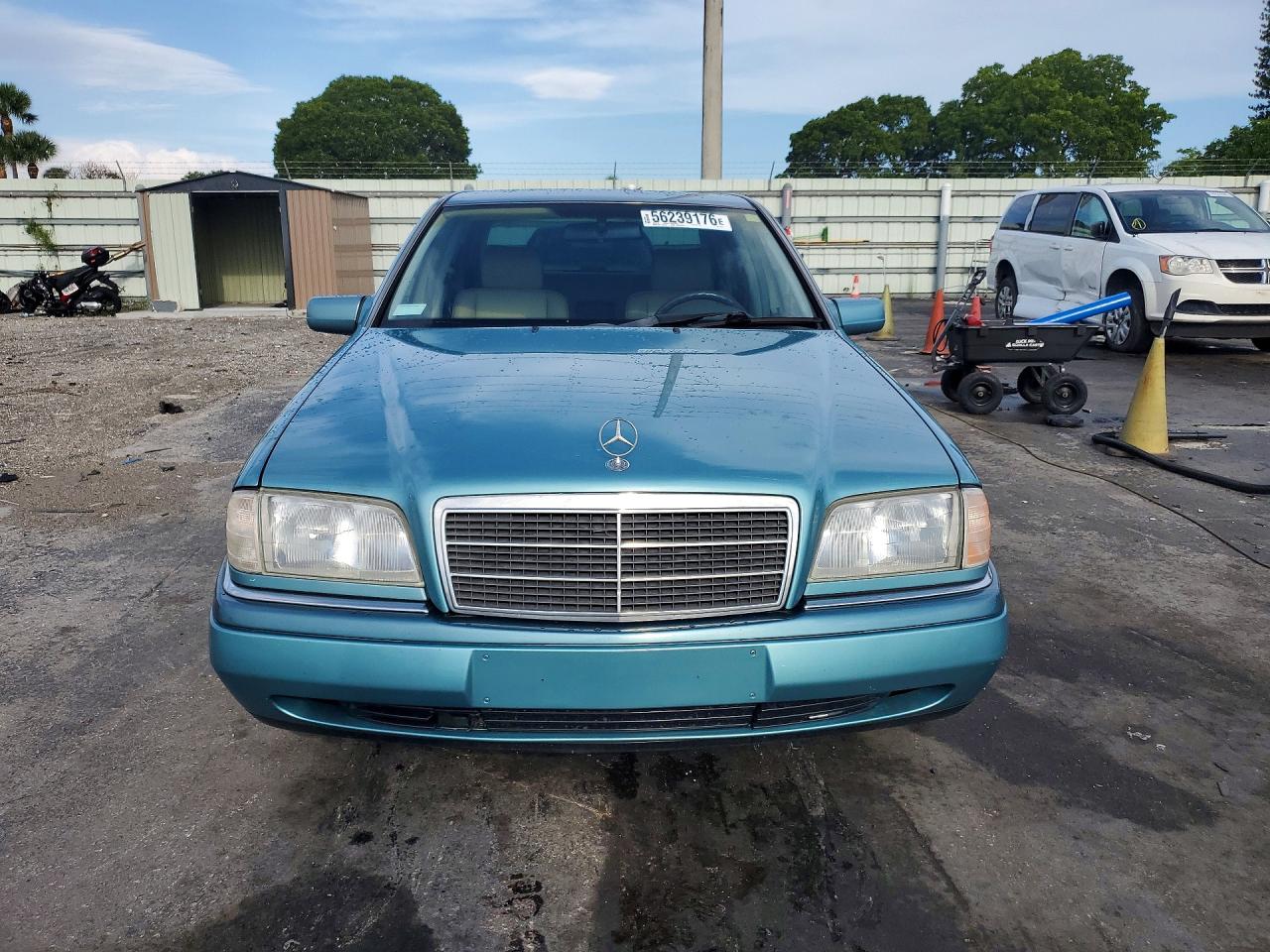 1994 Mercedes-benz C 220 Turquoise vin: WDBHA22E6RF071975