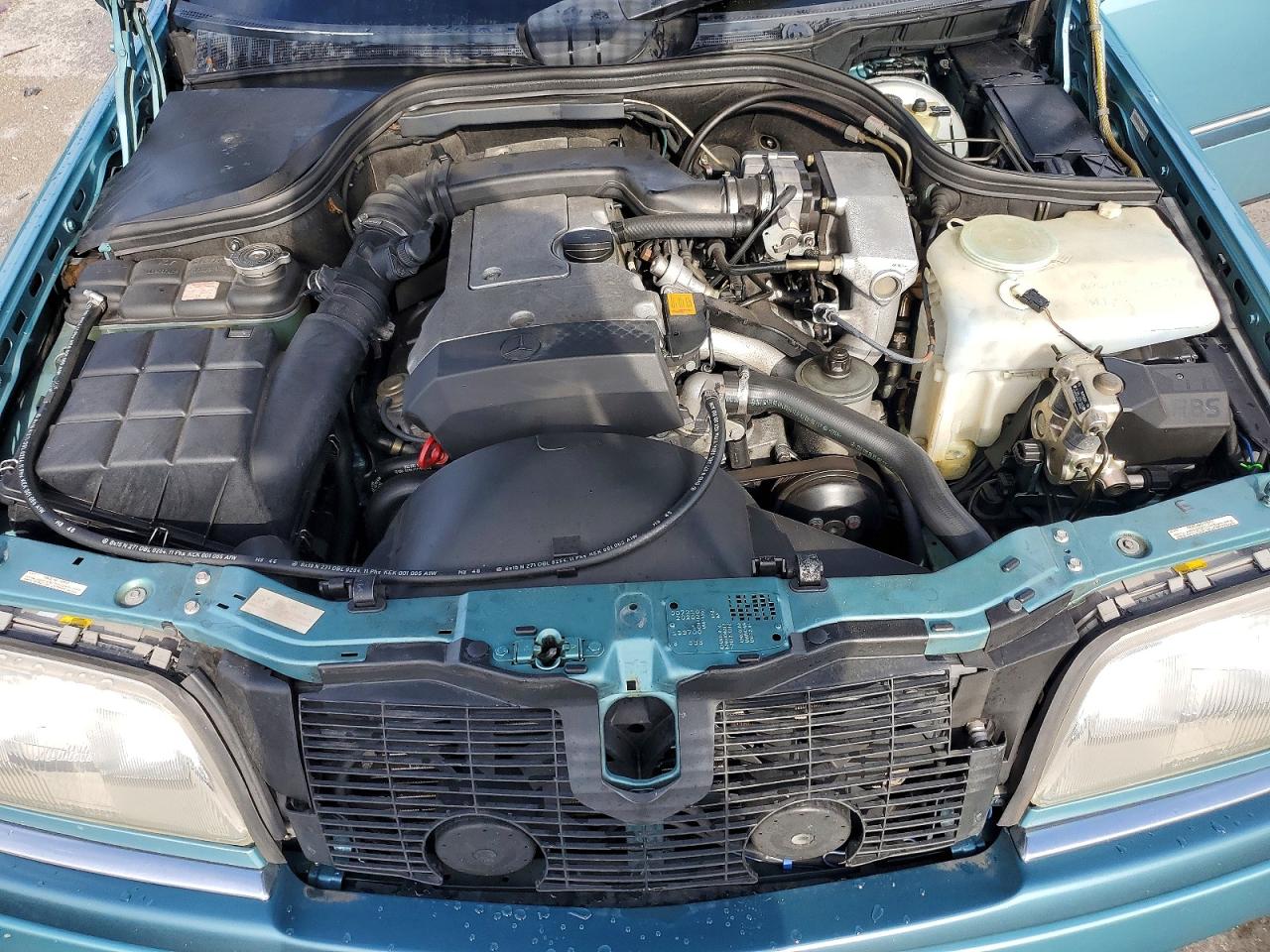1994 Mercedes-benz C 220 Turquoise vin: WDBHA22E6RF071975