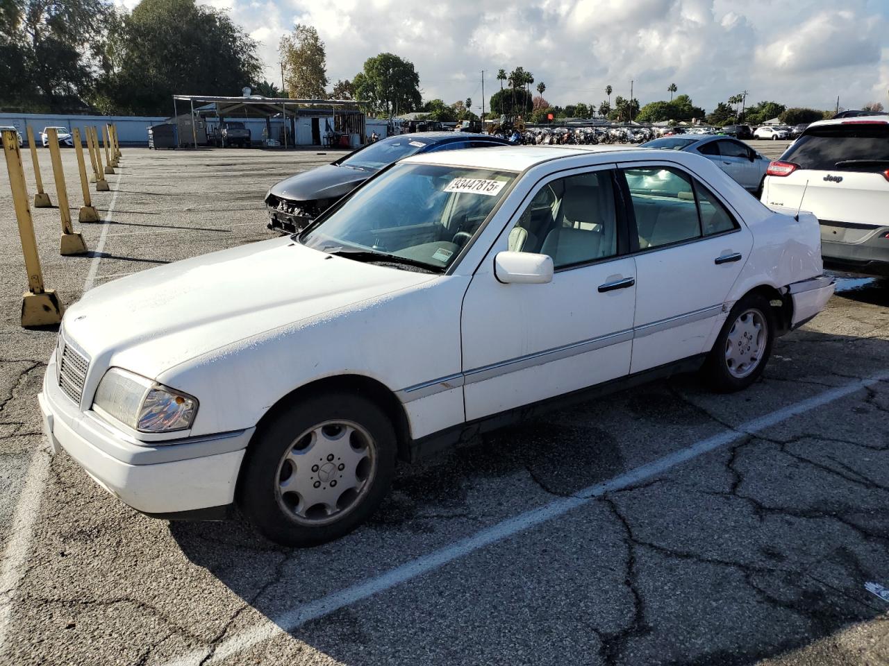 1994 Mercedes-benz C 220 White vin: WDBHA22E6RF078876