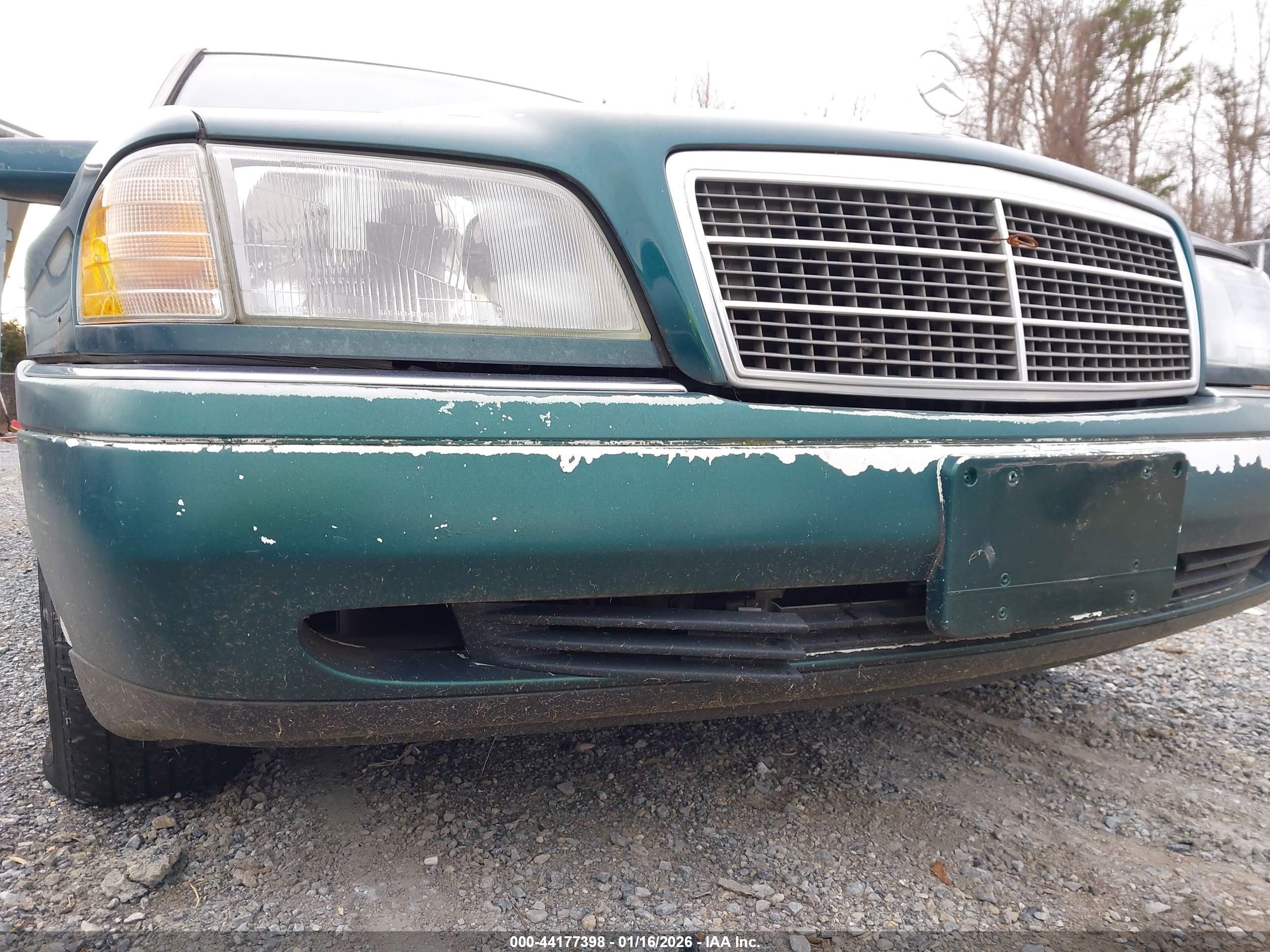 1996 Mercedes-benz C 220 Green vin: WDBHA22E6TF336000