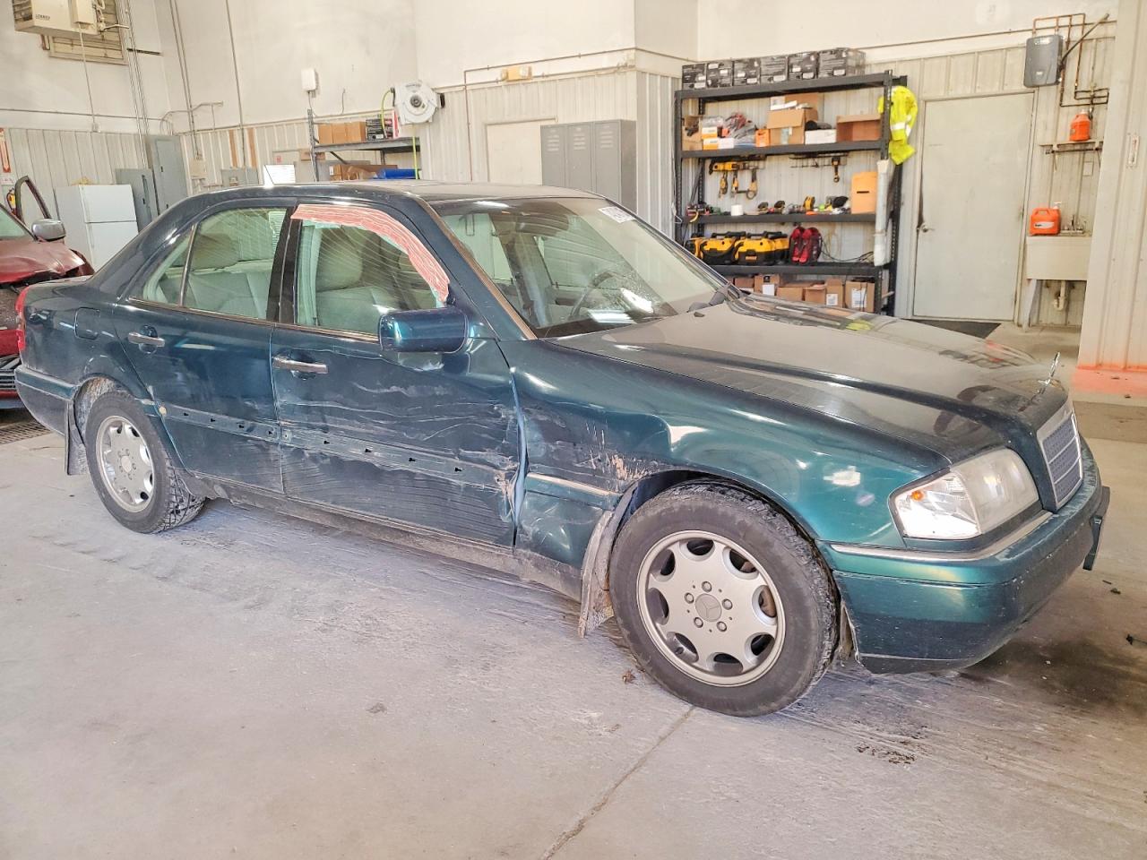 1996 Mercedes-benz C 220 Green vin: WDBHA22E6TF384712
