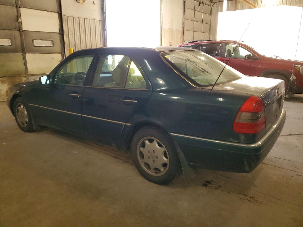 1996 Mercedes-benz C 220 Green vin: WDBHA22E6TF384712