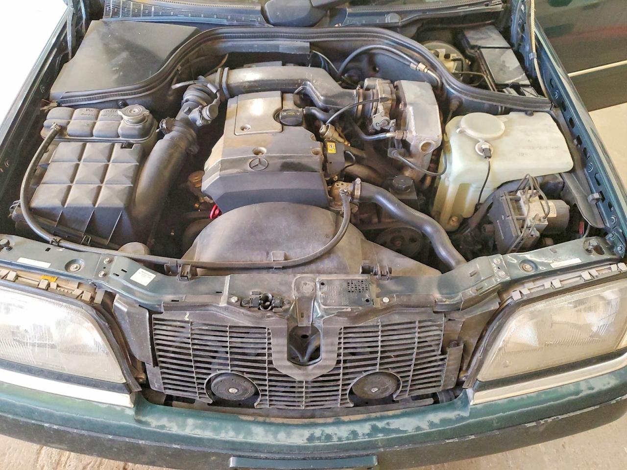 1996 Mercedes-benz C 220 Green vin: WDBHA22E6TF384712
