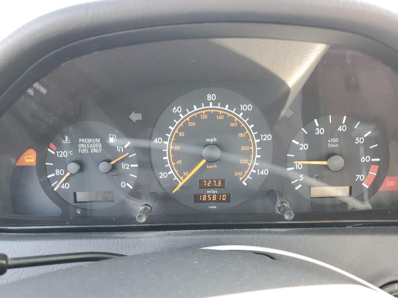 1994 Mercedes-benz C 220 White vin: WDBHA22E7RF004365