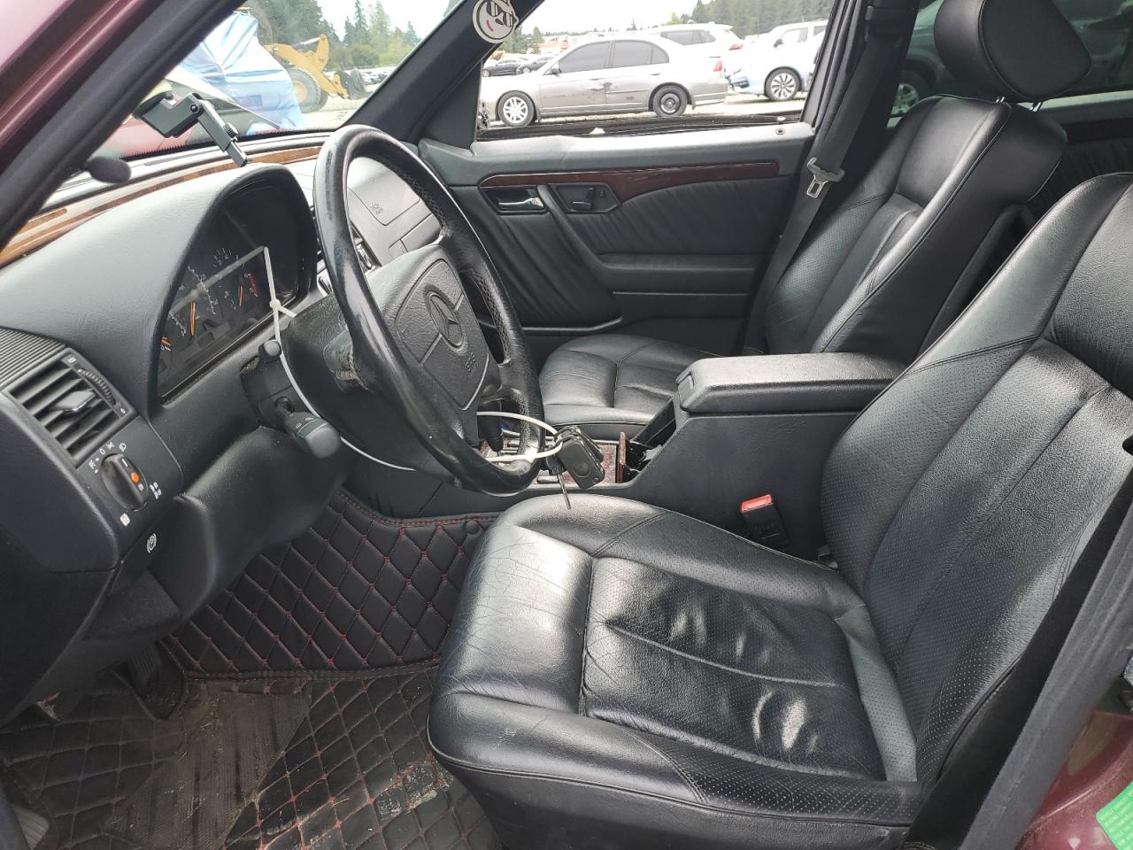 1997 Mercedes-benz C 230 Темно-бордовый vin: WDBHA23E2VF562696
