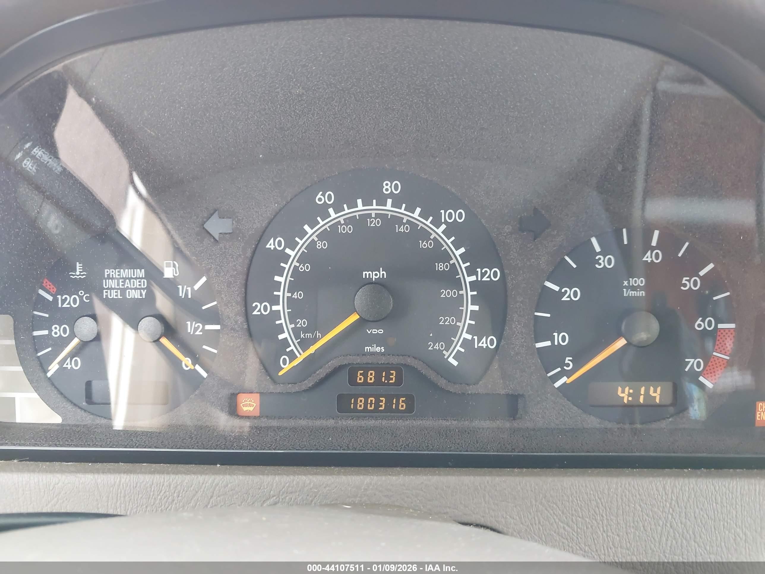 1997 Mercedes-benz C 230   Белый vin: WDBHA23E2VF572273