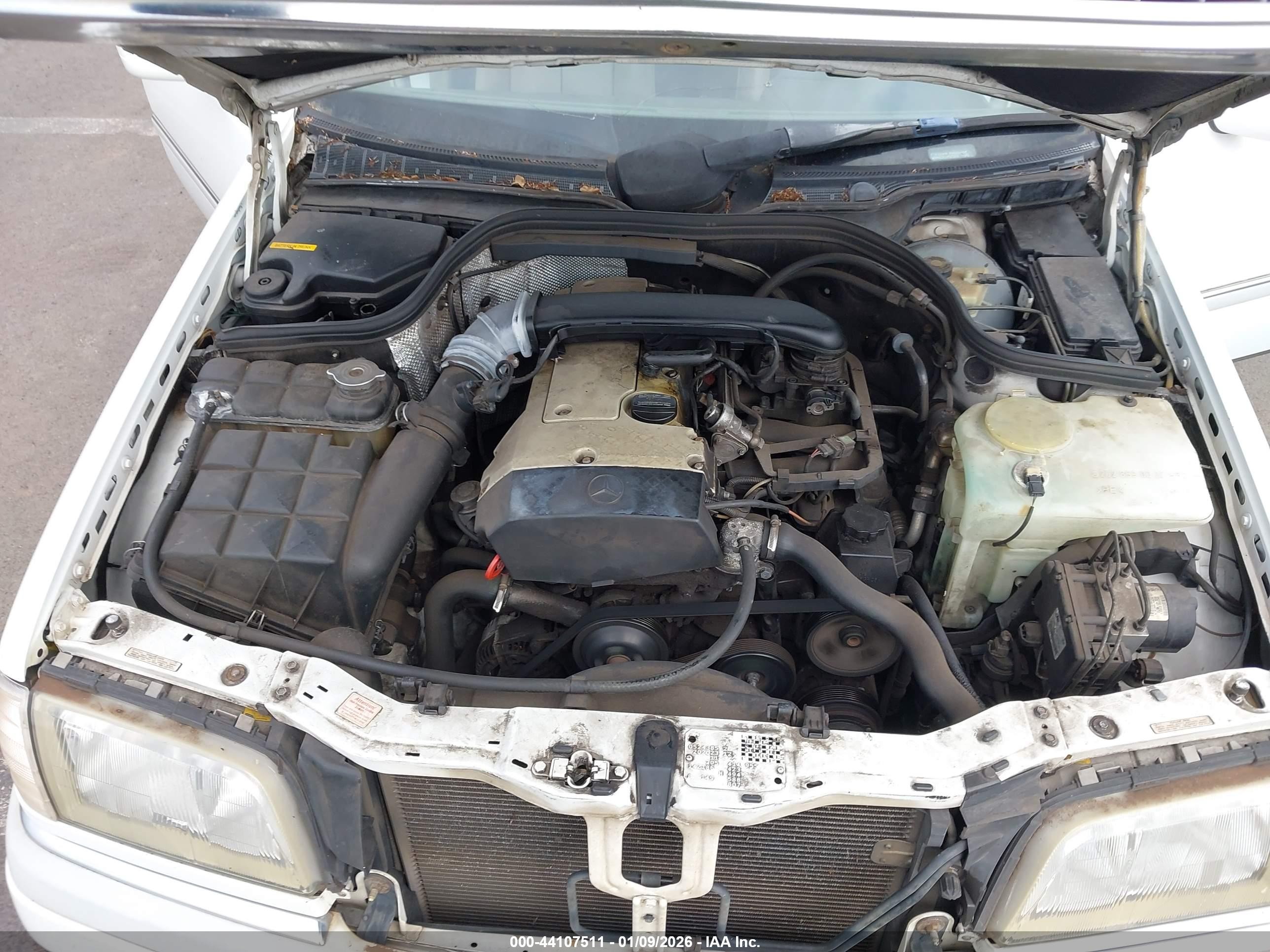 1997 Mercedes-benz C 230   Белый vin: WDBHA23E2VF572273