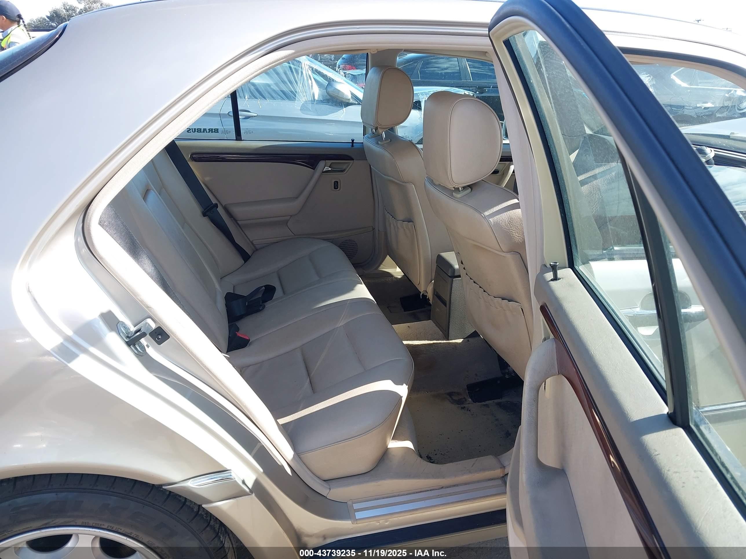 1997 Mercedes-benz C 230   Золотой vin: WDBHA23E3VF524488