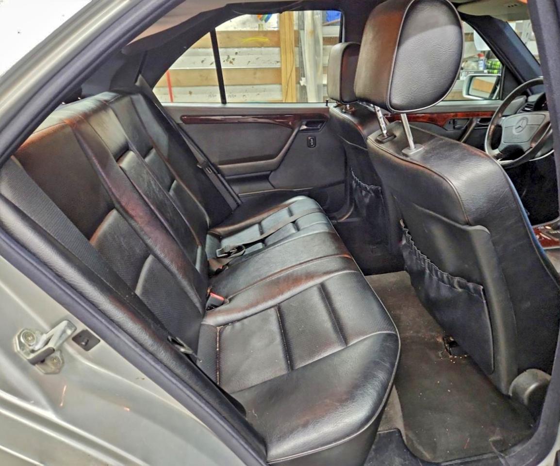 1997 Mercedes-benz C 230 Серебряный vin: WDBHA23E3VF568314