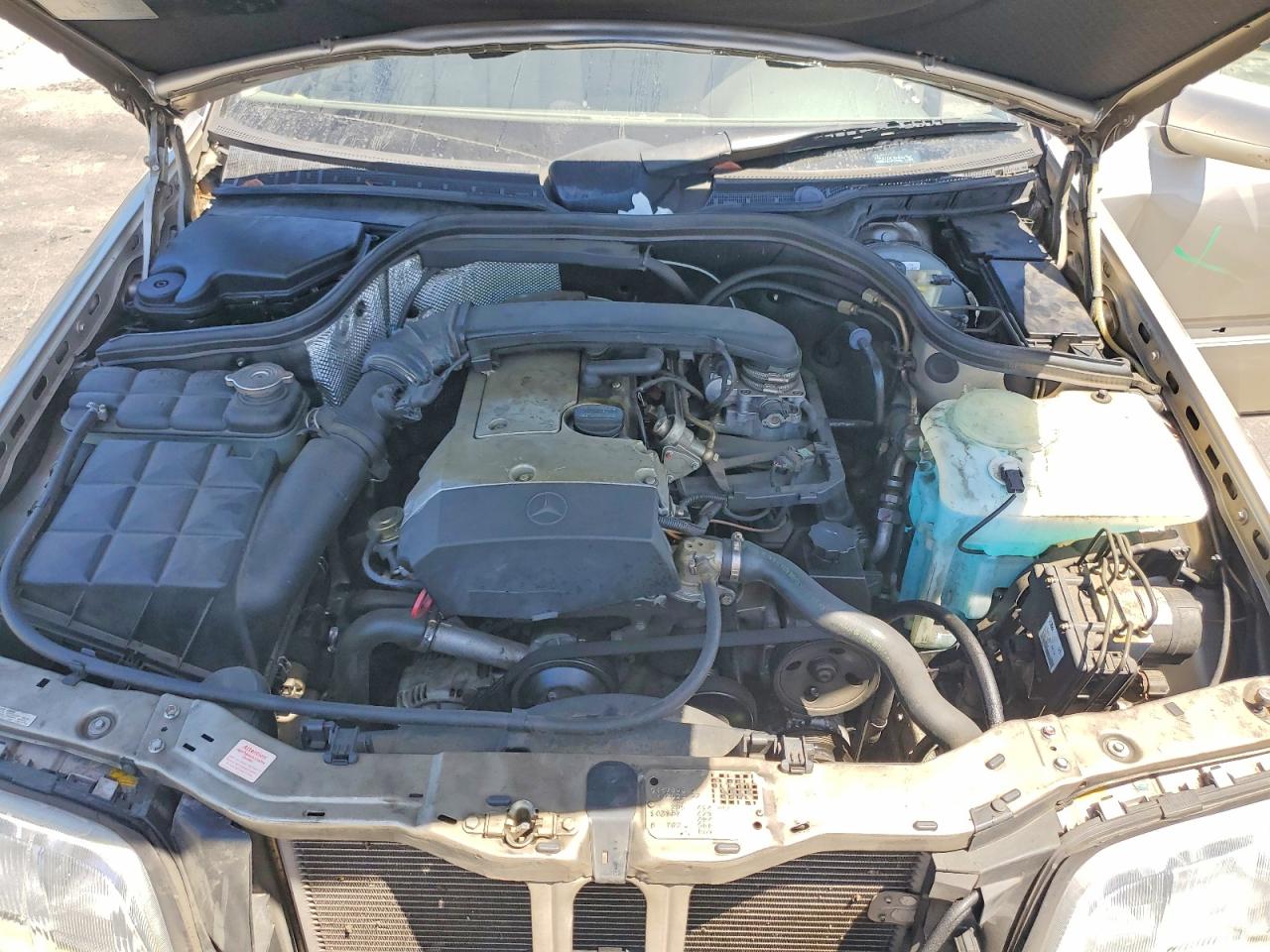 1997 Mercedes-benz C 230 Gold vin: WDBHA23E4VF512284