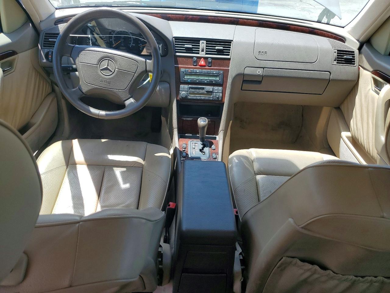 1997 Mercedes-benz C 230 Gold vin: WDBHA23E4VF512284