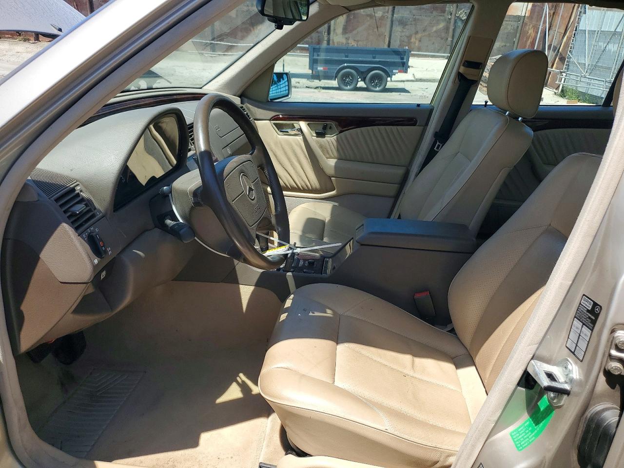 1997 Mercedes-benz C 230 Gold vin: WDBHA23E4VF512284