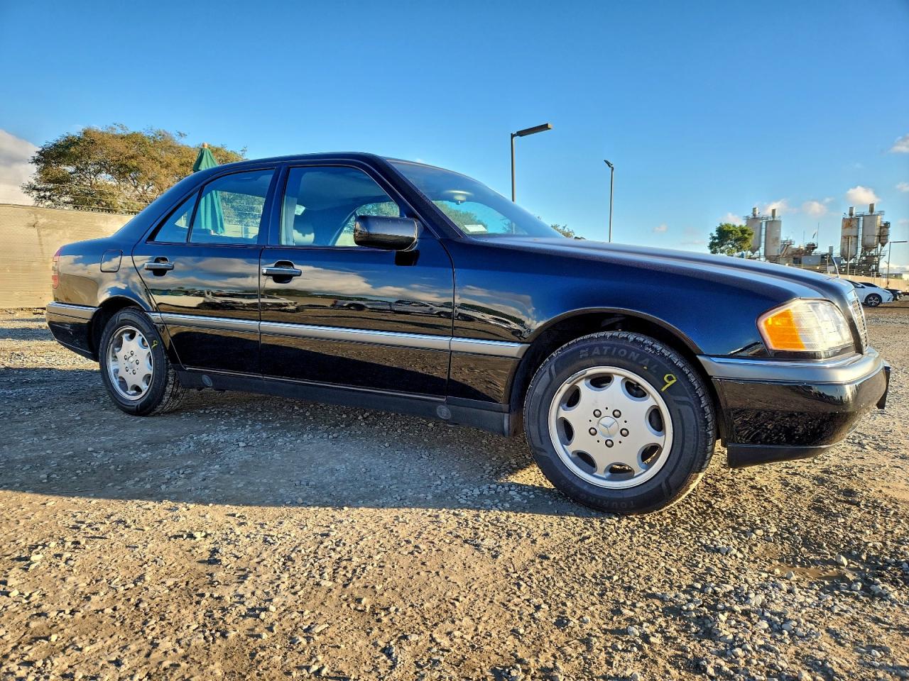 1997 Mercedes-benz C 230 Черный vin: WDBHA23E5VF561641