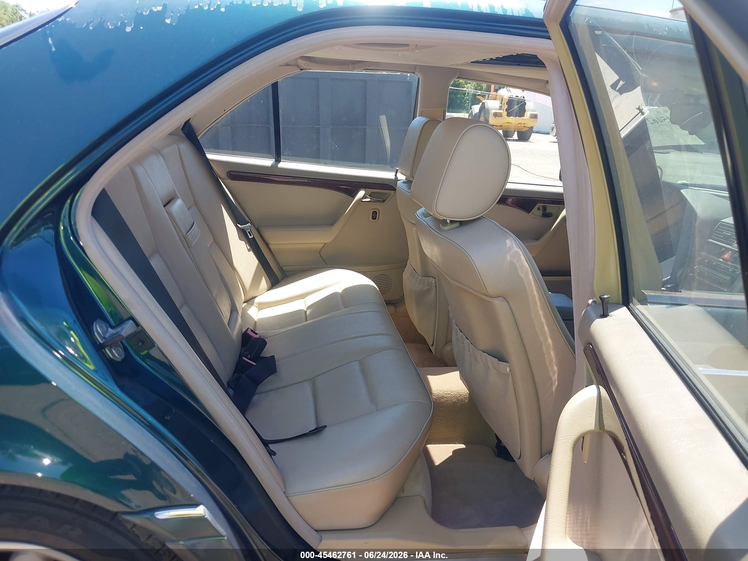 1997 Mercedes-benz C 230   Green vin: WDBHA23E8VF520663