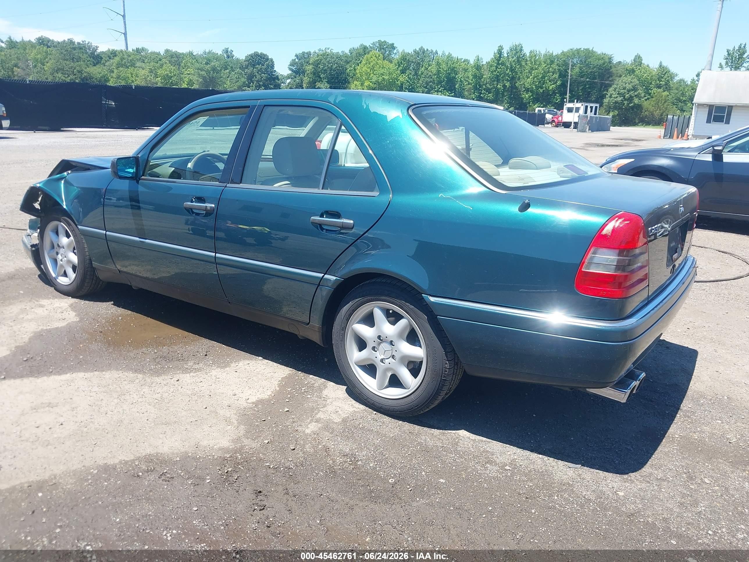 1997 Mercedes-benz C 230   Green vin: WDBHA23E8VF520663