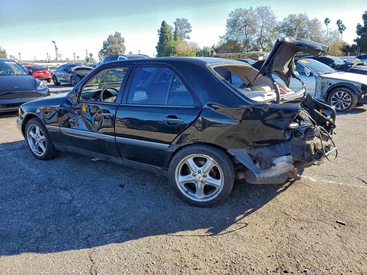 1997 Mercedes-benz C 230 Черный vin: WDBHA23E8VF532019