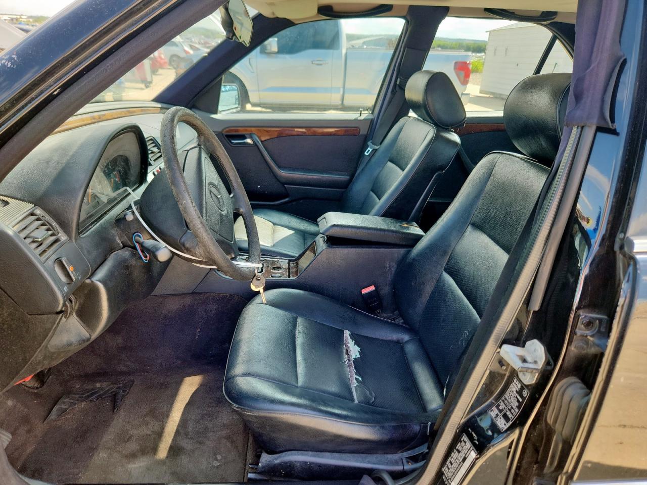 1997 Mercedes-benz C 230 Black vin: WDBHA23EXVA504462
