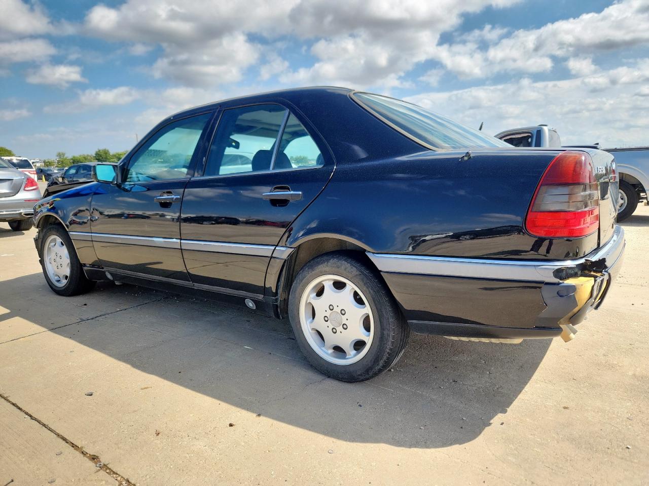 1997 Mercedes-benz C 230 Black vin: WDBHA23EXVA504462