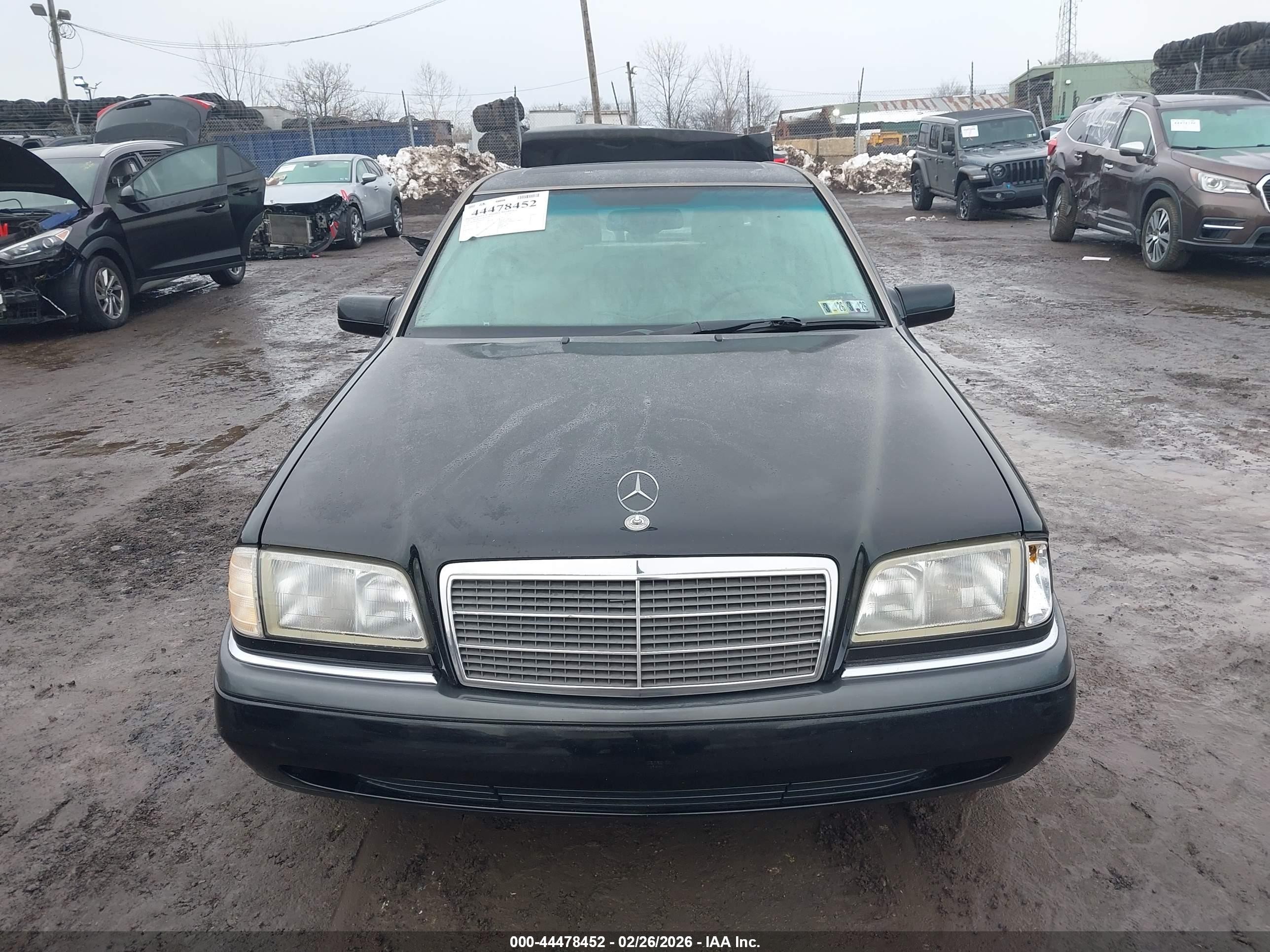 1997 Mercedes-benz C 230   Black vin: WDBHA23EXVF517750