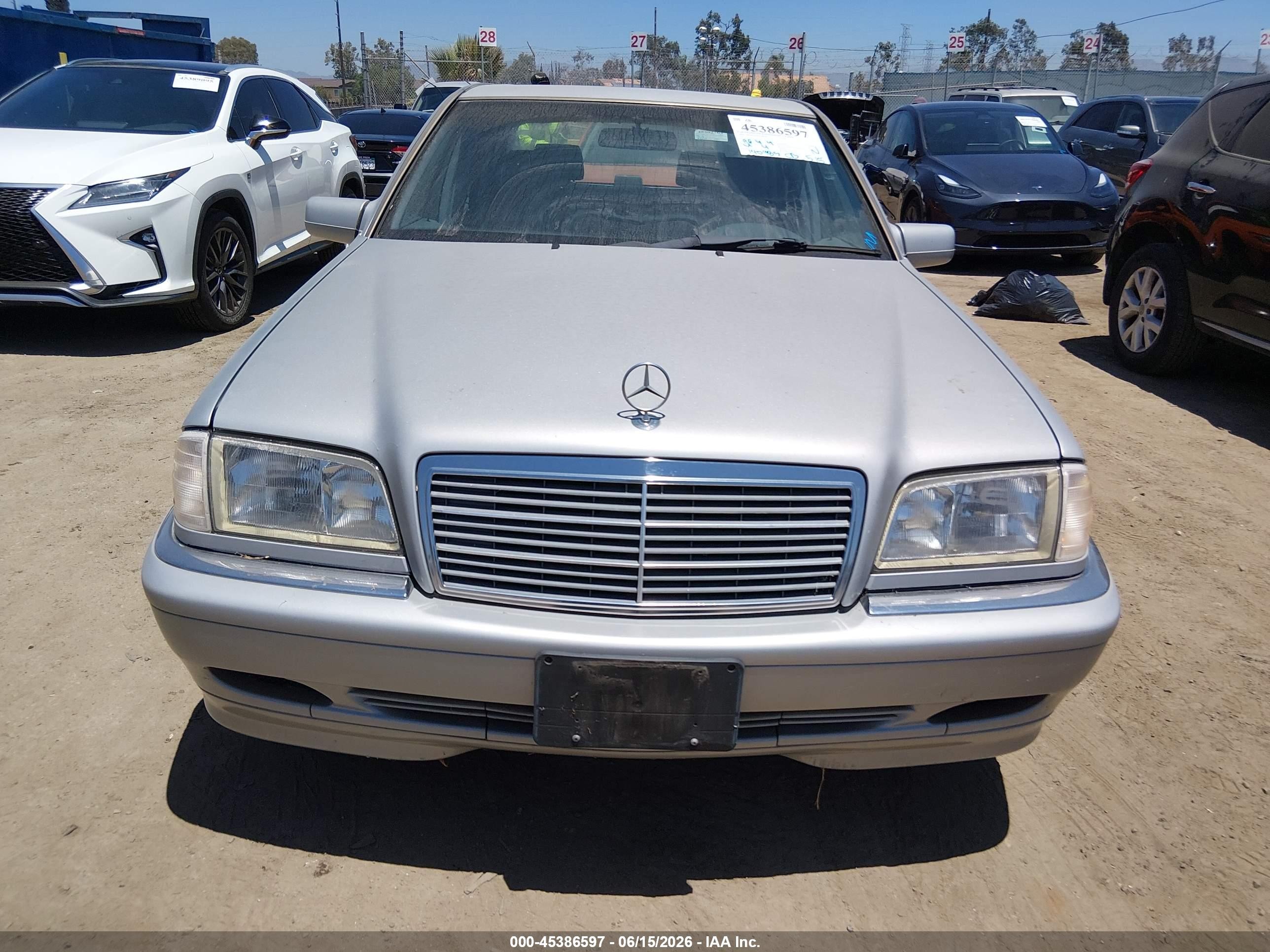 1998 Mercedes-benz C 230 Silver vin: WDBHA23G0WA589217