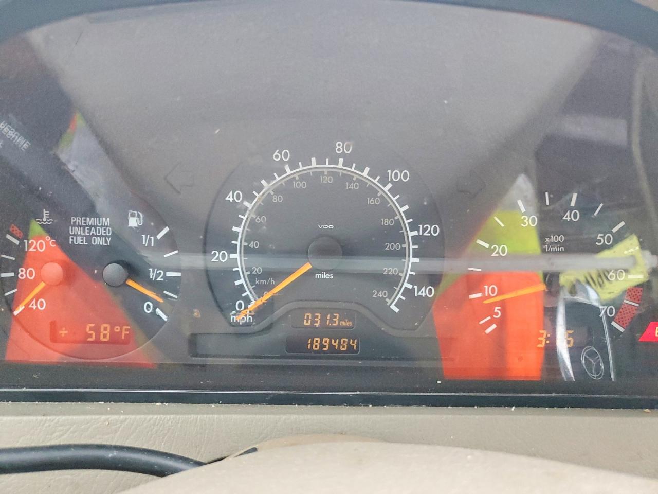 1998 Mercedes-benz C 230 White vin: WDBHA23G3WA577420