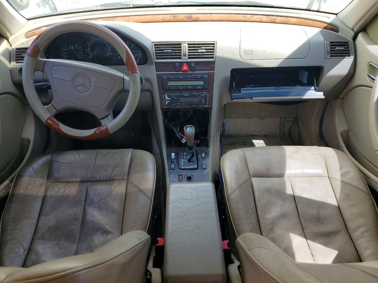 1998 Mercedes-benz C 230 Белый vin: WDBHA23G3WA592676