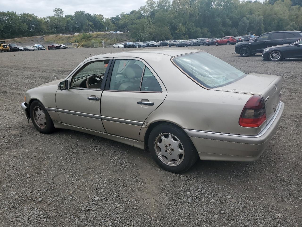 1998 Mercedes-benz C 230 Beige vin: WDBHA23G3WA613719