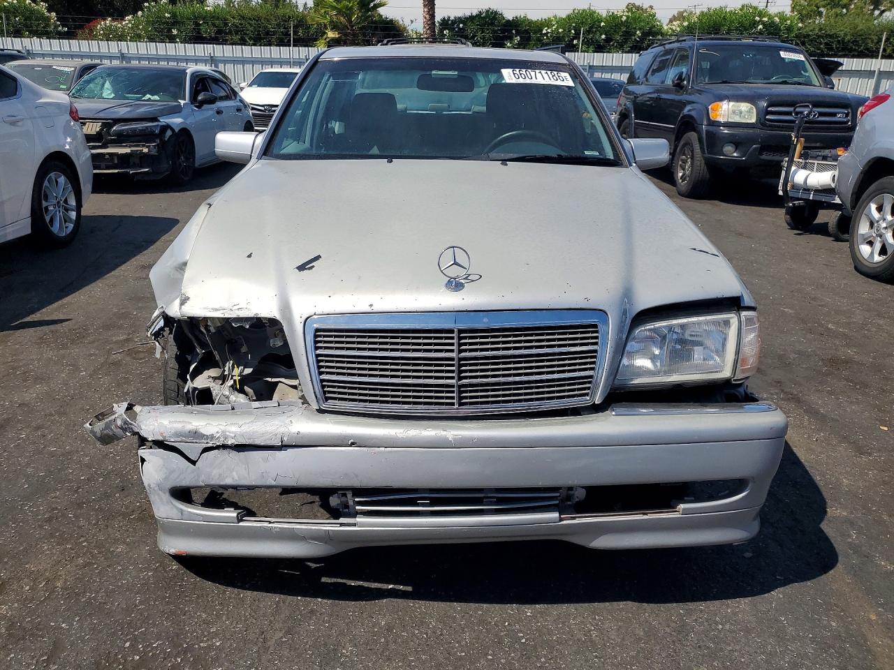 1998 Mercedes-benz C 230 Серебряный vin: WDBHA23G3WA649071