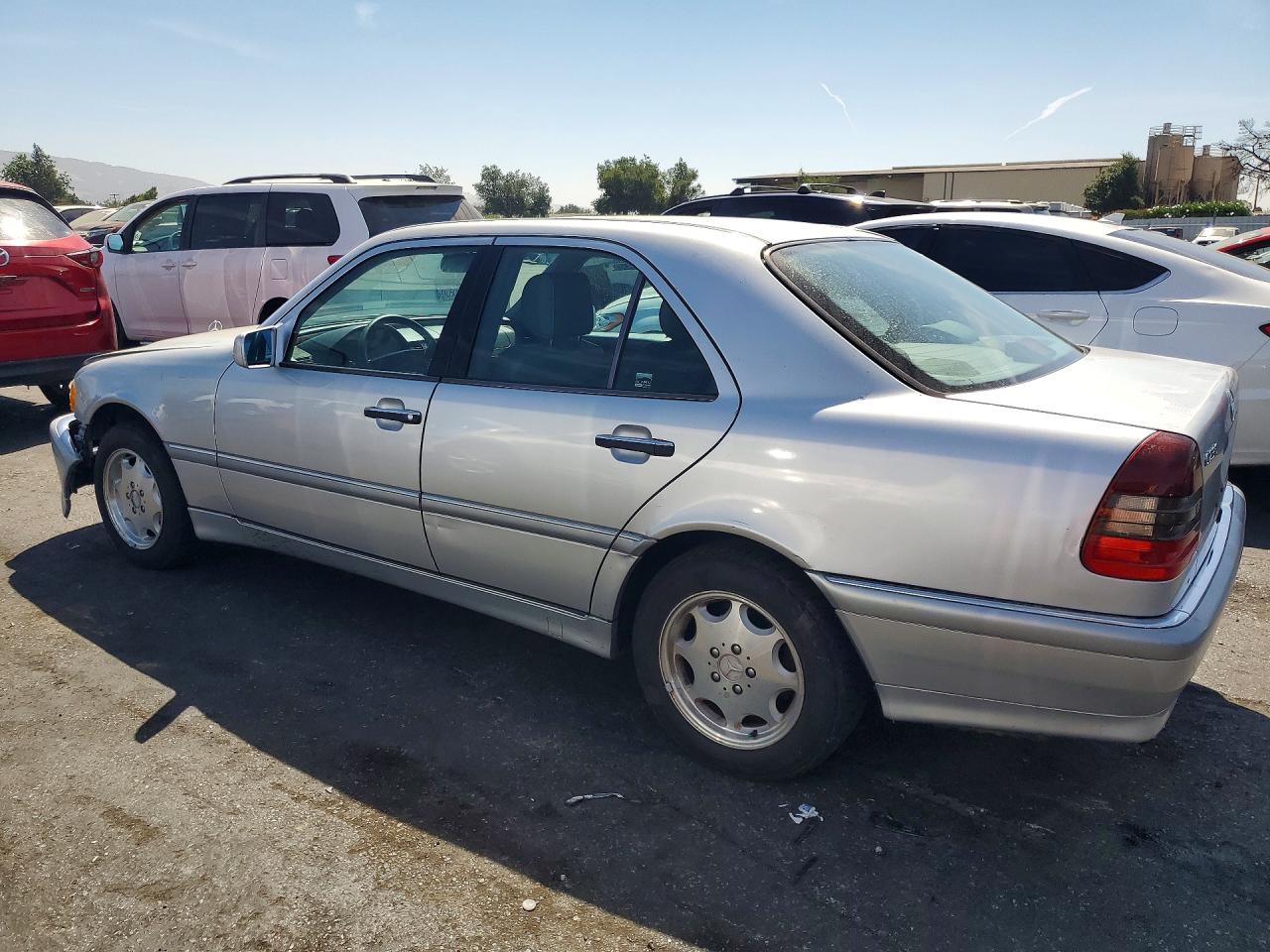 1998 Mercedes-benz C 230 Серебряный vin: WDBHA23G3WA649071