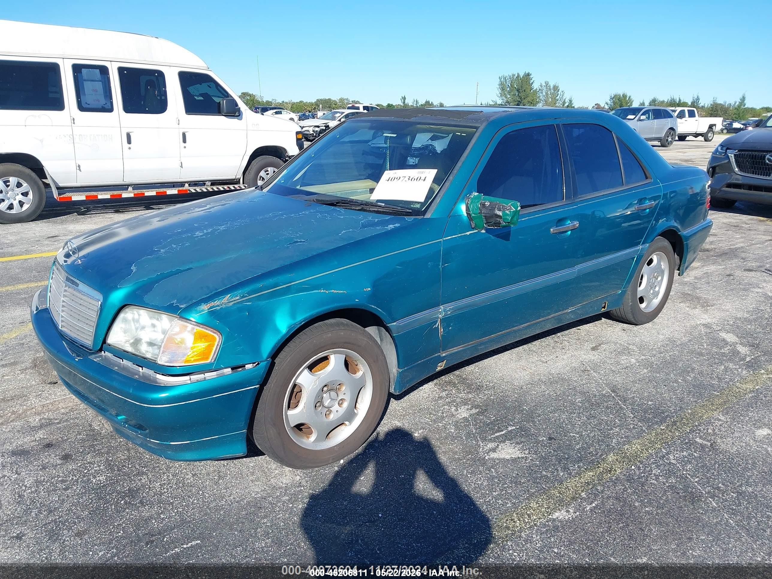1998 Mercedes-benz C 230   Green vin: WDBHA23G5WA569920