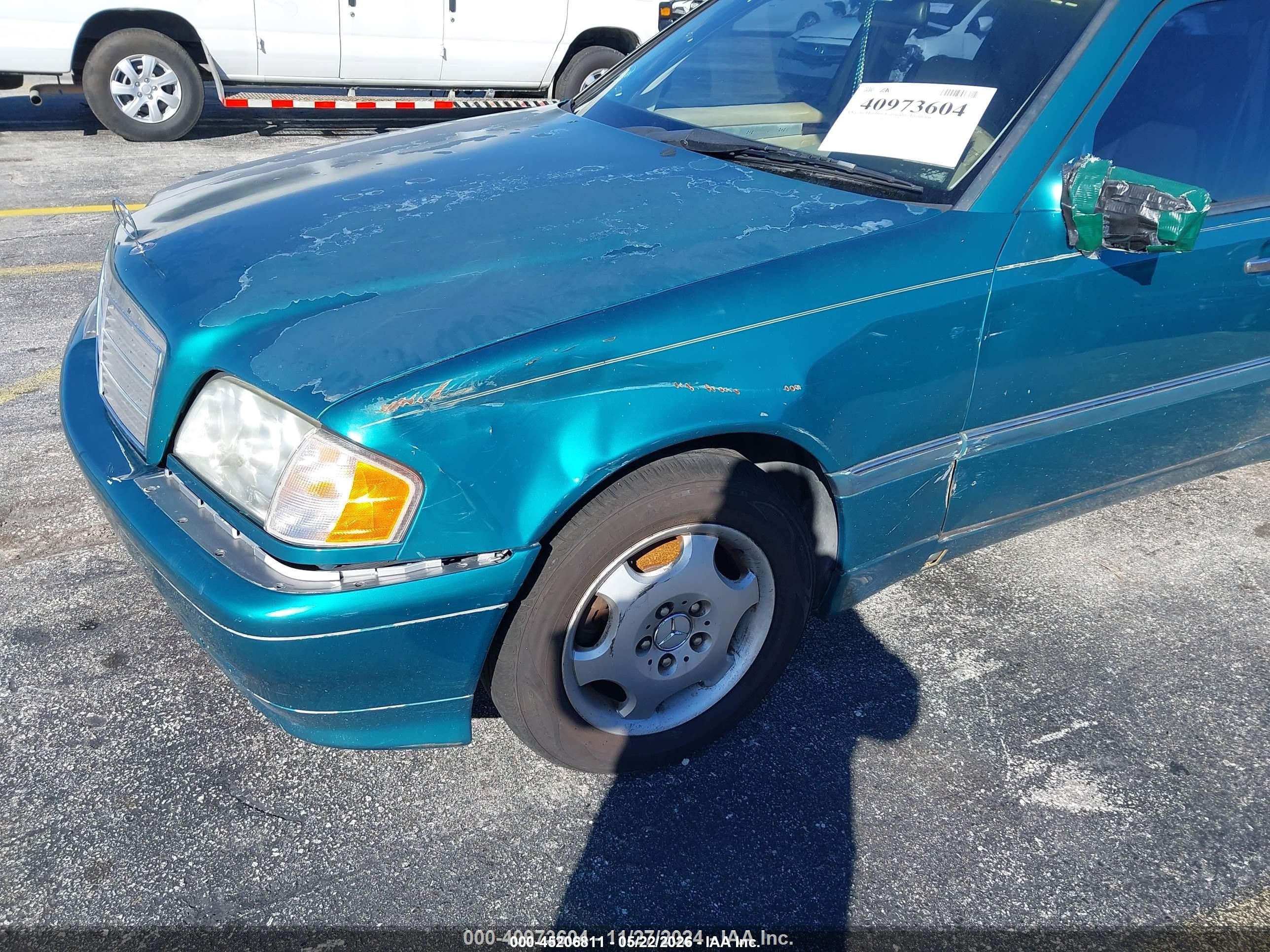1998 Mercedes-benz C 230   Green vin: WDBHA23G5WA569920