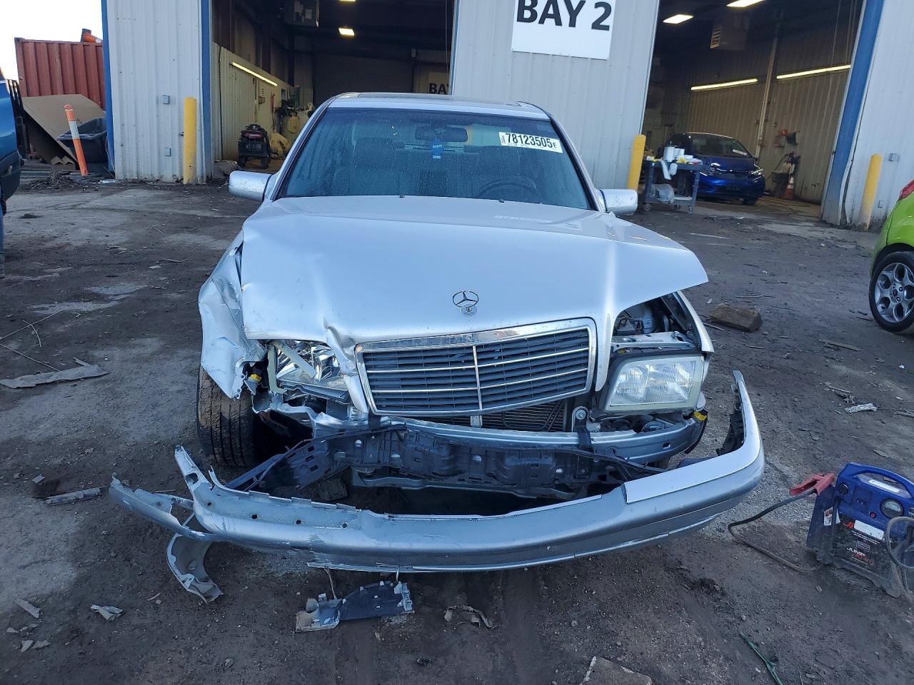1998 Mercedes-benz C 230 Silver vin: WDBHA23G6WA595992
