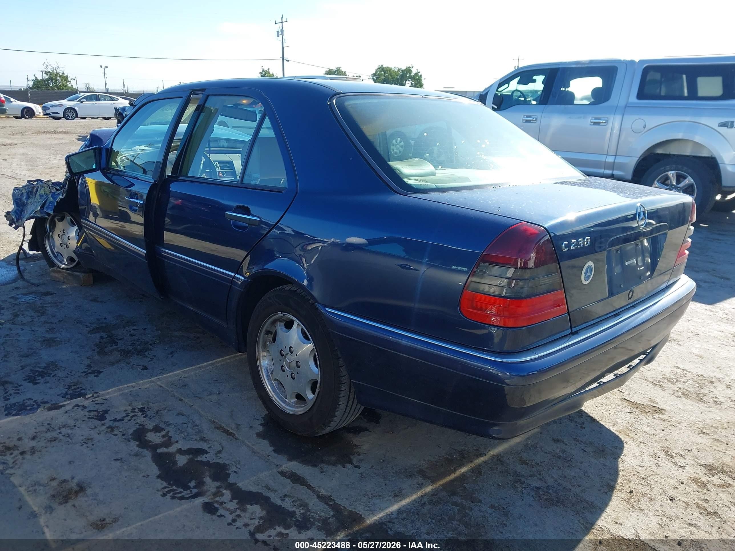 1998 Mercedes-benz C 230   Dark Blue vin: WDBHA23G7WA635772