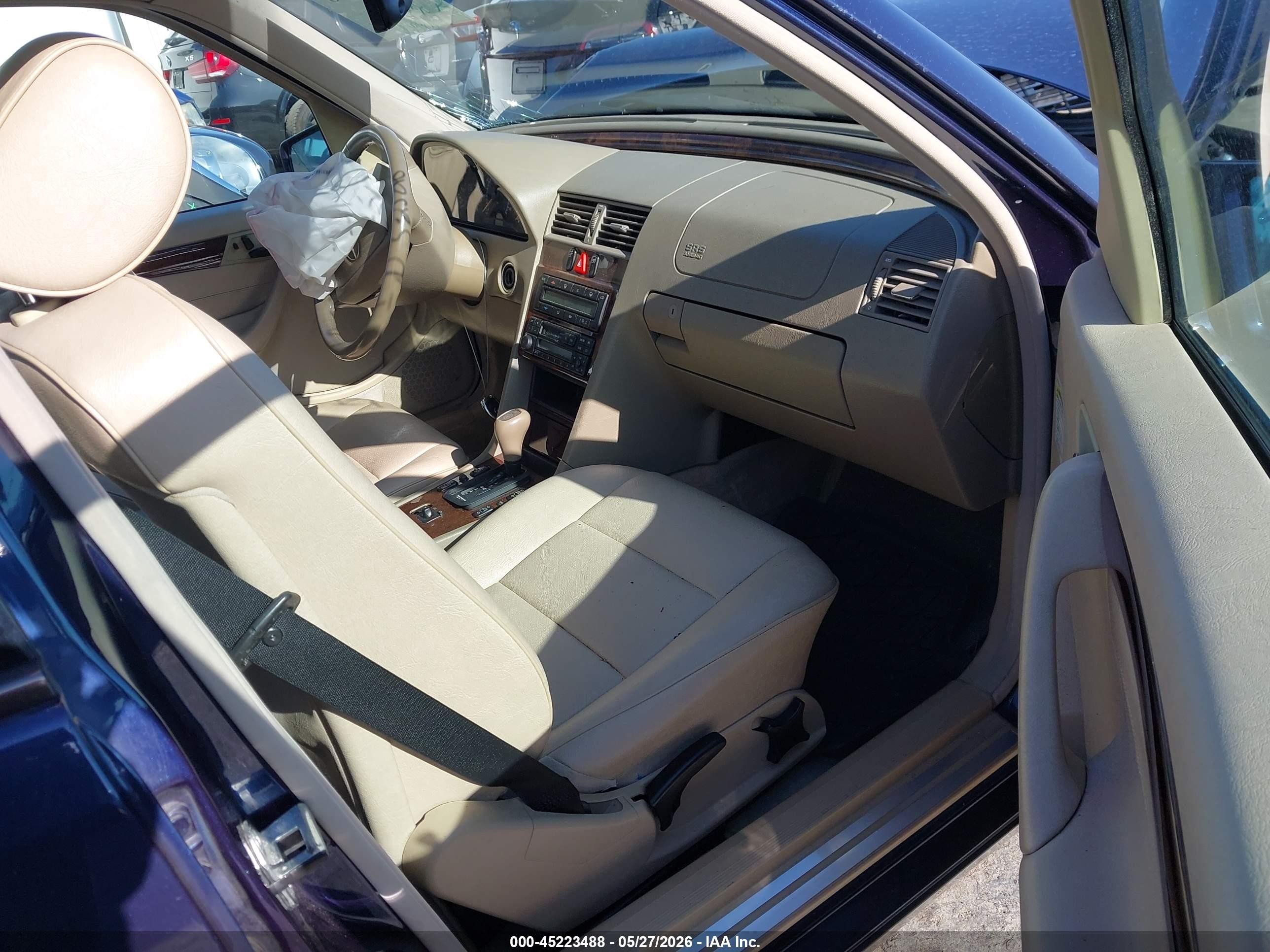 1998 Mercedes-benz C 230   Dark Blue vin: WDBHA23G7WA635772