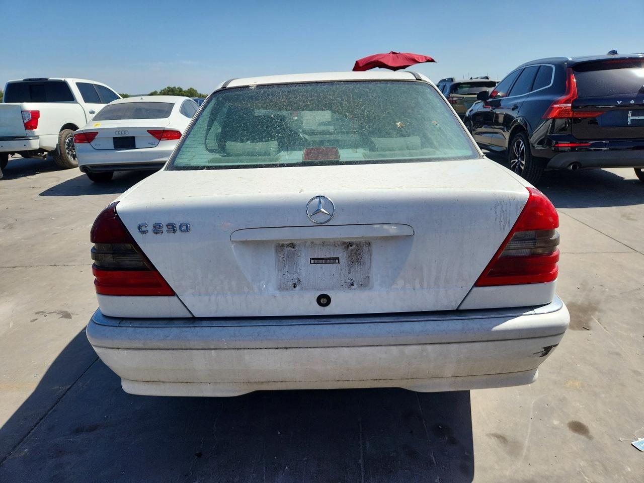 1998 Mercedes-benz C 230 White vin: WDBHA23GXWA586096