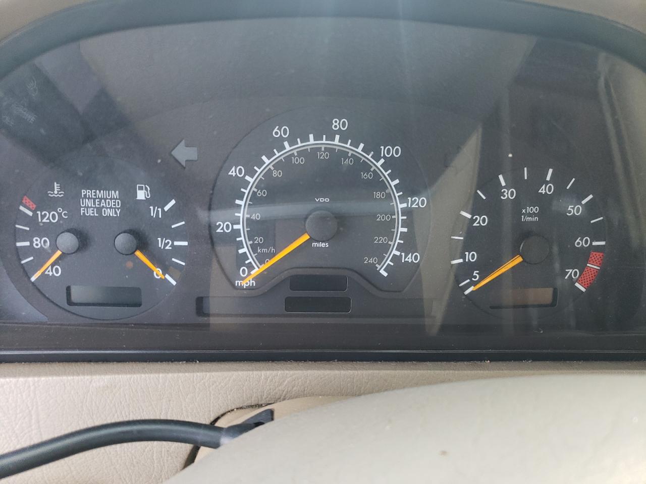 1998 Mercedes-benz C 230 Tan vin: WDBHA23GXWA648709