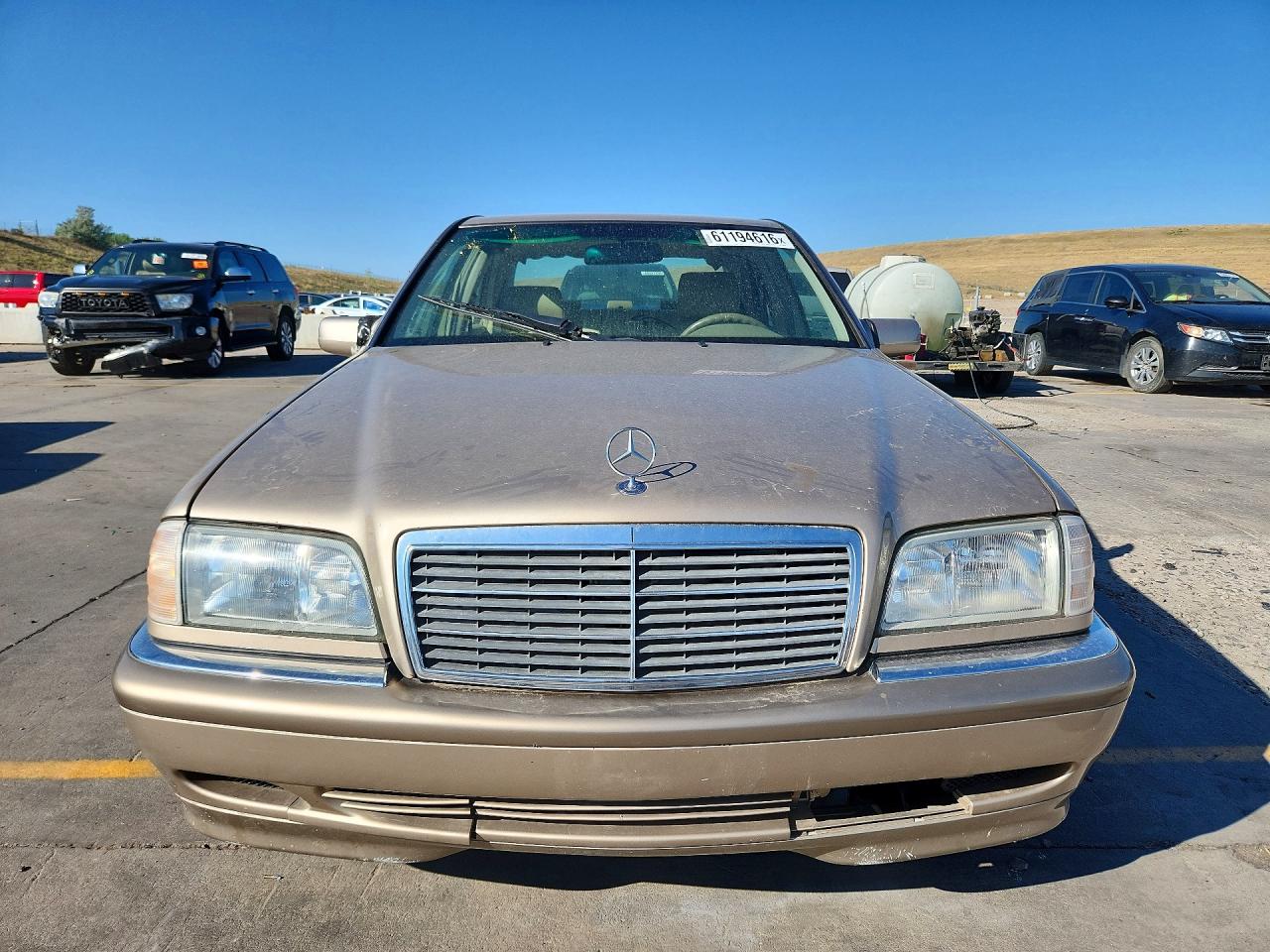 2000 Mercedes-benz C 230 Золотой vin: WDBHA24G0YA834468