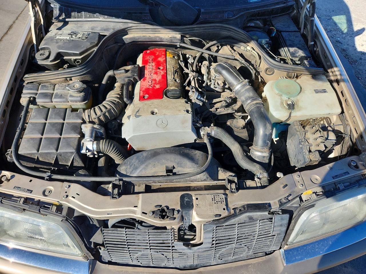 2000 Mercedes-benz C 230 Золотой vin: WDBHA24G0YA834468