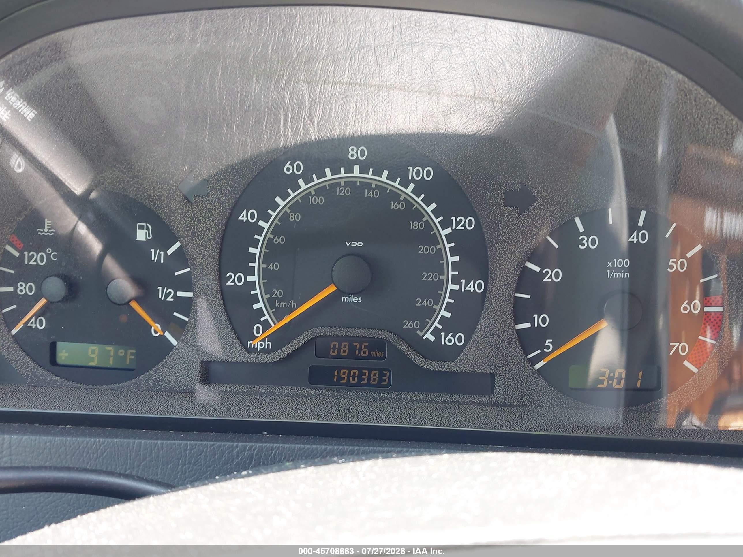 1999 Mercedes-benz C 230 Kompressor Черный vin: WDBHA24G1XA666533