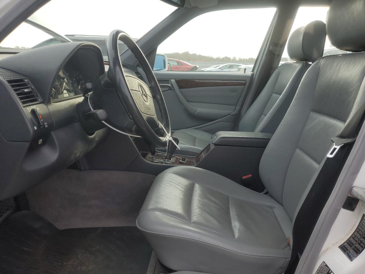 1999 Mercedes-benz C 230 Белый vin: WDBHA24G1XA799003