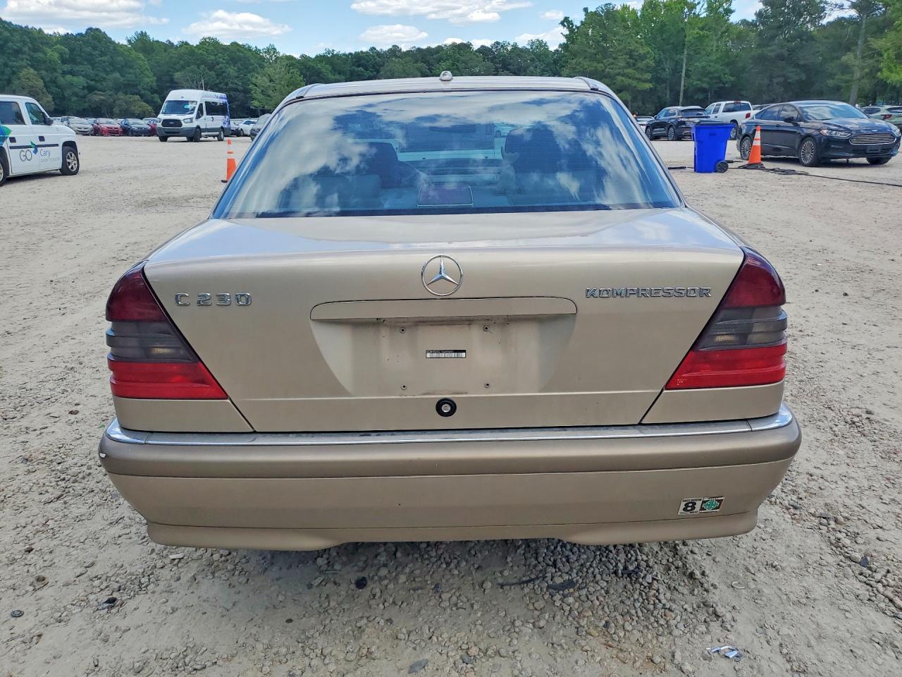 2000 Mercedes-benz C 230 Beige vin: WDBHA24G1YA849691
