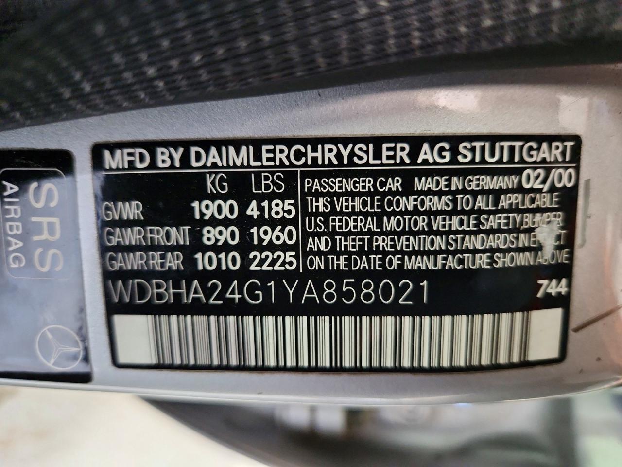 2000 Mercedes-benz C 230 Silver vin: WDBHA24G1YA858021