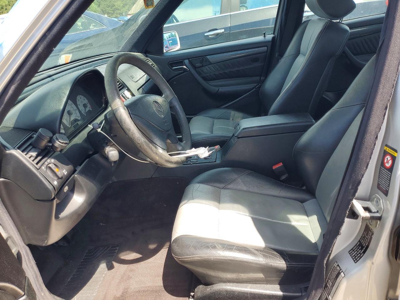 2000 Mercedes-benz C 230 Silver vin: WDBHA24G1YA858021