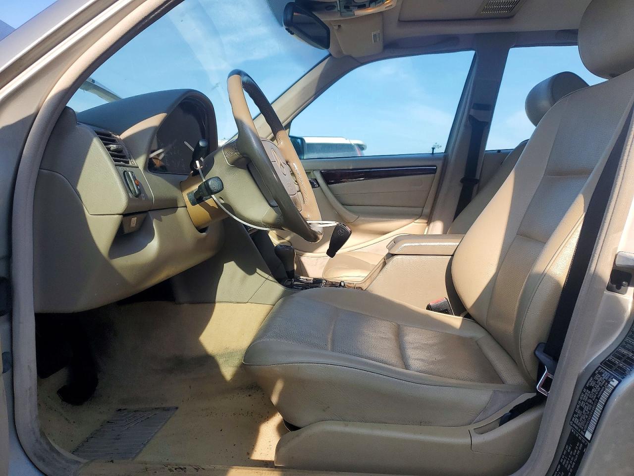 1999 Mercedes-benz C 230 Gold vin: WDBHA24G2XA682059