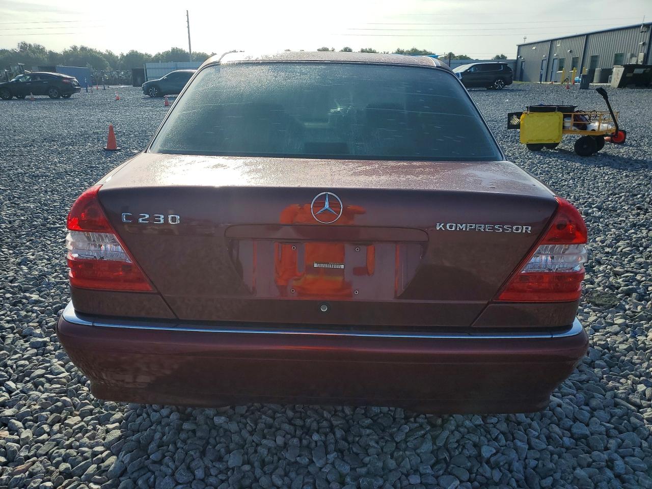 1999 Mercedes-benz C 230 Burgundy vin: WDBHA24G3XA717613